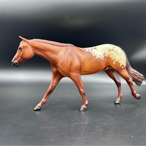 Breyer Chocolatey Appaloosa Horse Model Bay Blanket Western Figure USA - Picture 2 of 11